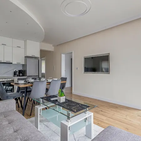 Apartament Rodzinny & Sauna Uzdrowiskowa By Rentilopl