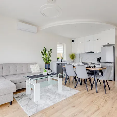 Apartament Rodzinny & Sauna Uzdrowiskowa By Rentilopl Szczyrk